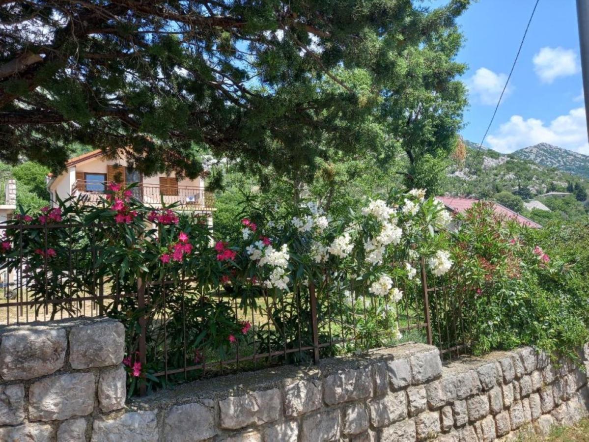 Apartmani Gracijela Karlobag Extérieur photo