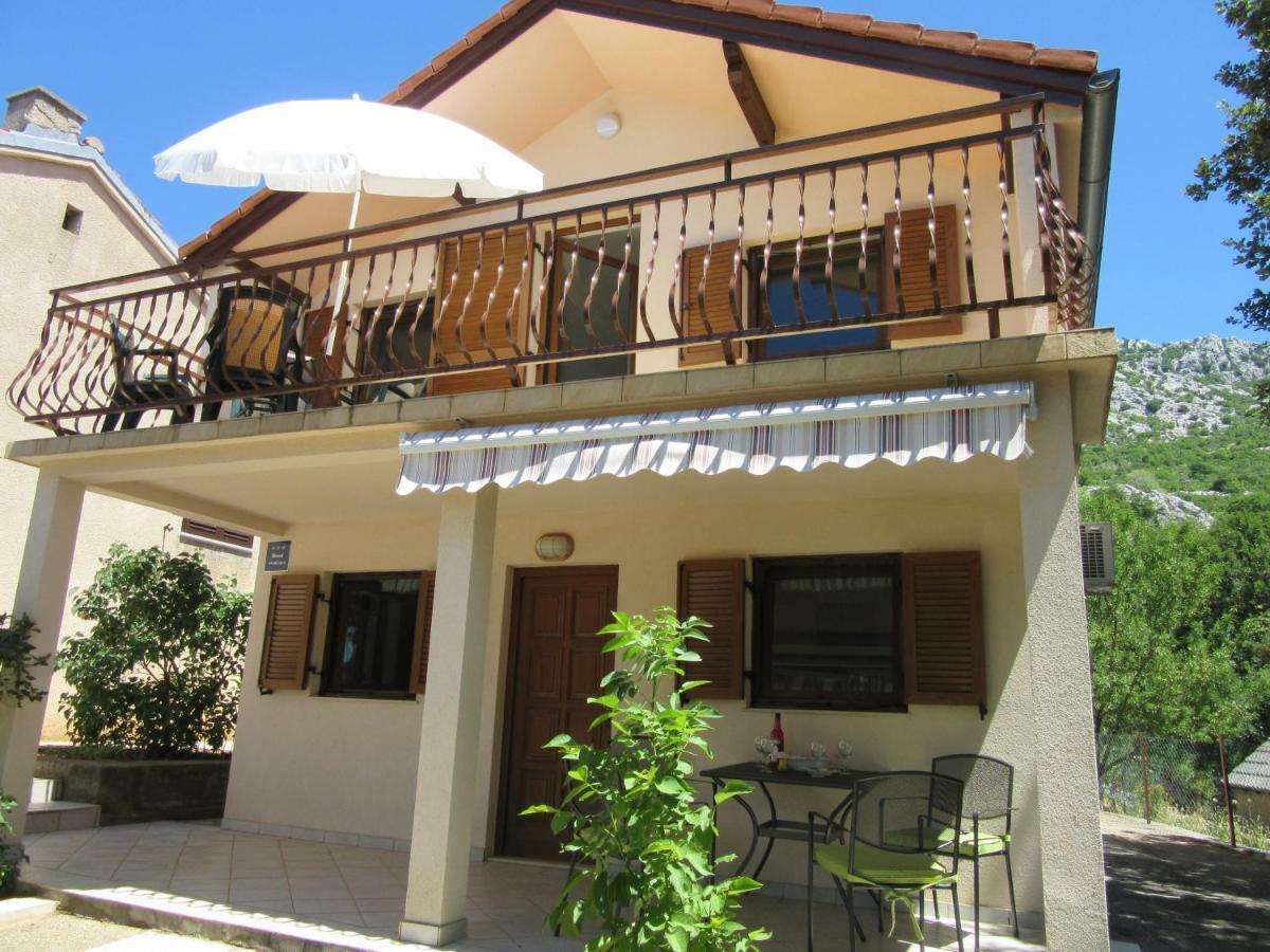 Apartmani Gracijela Karlobag Extérieur photo
