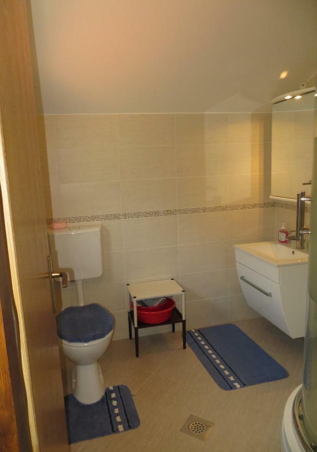 Apartmani Gracijela Karlobag Extérieur photo