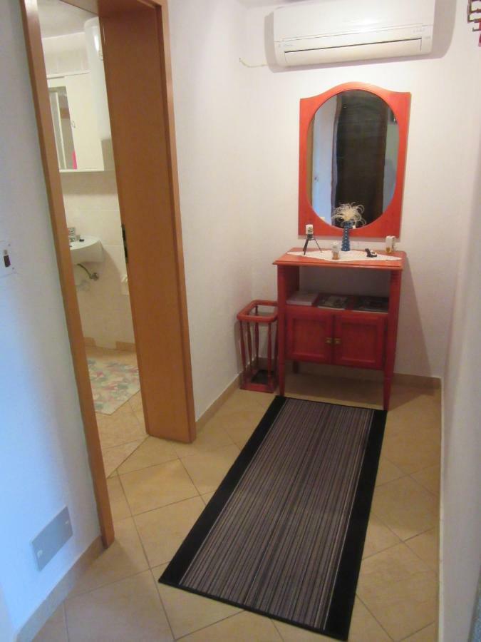 Apartmani Gracijela Karlobag Extérieur photo